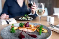Felbridge Gatwick Hotel & Spa - Frühstück