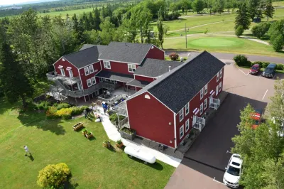 Auberge Wild Rose Inn Hotels near Festival Arena