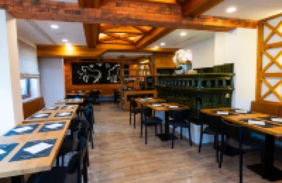 潘夕安茲爾旅館