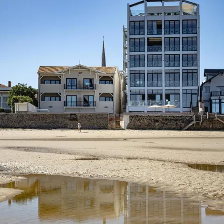Les Vagues Hôtel & Spa