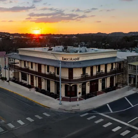 Emigrant Boutique Hotel