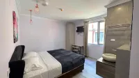 Sydney Riseon Hotel