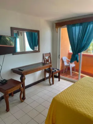 Hotel Spindrift & Golf Cart Rental - 2-Star