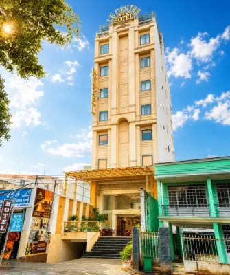Le Centre Pleiku Hotel - pemandangan pegunungan