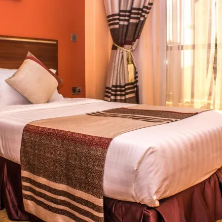 After 40 Hotel Отели рядом с достопримечательностью «Центральный парк»