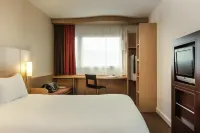 Ibis Cambrai Hotel a Creveceur-sur-l'Escaut
