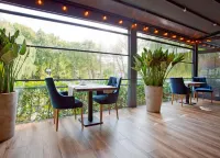 Aqua House