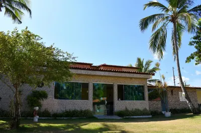 Chalés de Peroba Hotels near Cantinho da paz