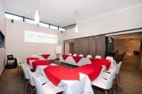 The Hub Urban Hotel - 3-Star