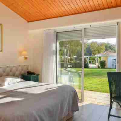 Logis Hôtel le Val de Vienne Rooms