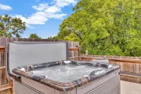 A Barn at the Quarry