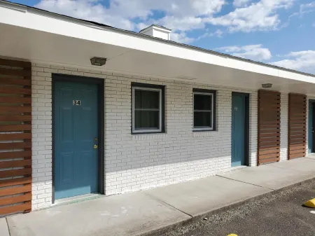 The Hotel Laurel at Seneca