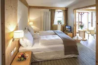Taubers Unterwirt Aktiv & Vitalhotel Hôtels à : Funes