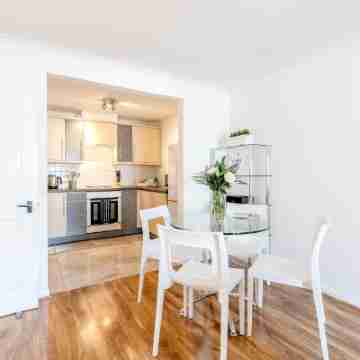 Roomspace Serviced Apartments- Regents Court Rooms