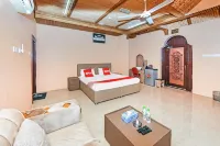OYO 139 Al Ghadeer Hotel Apartments - 주차장