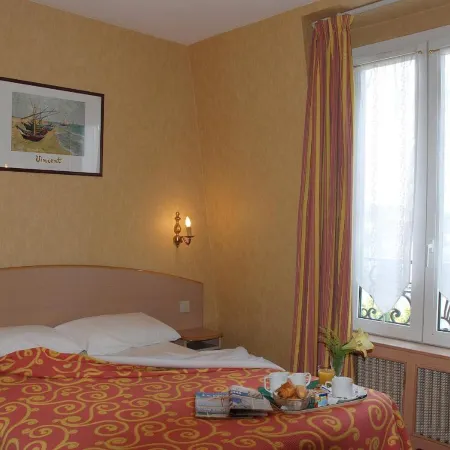 Hôtel Transcontinental Отели рядом с достопримечательностью «14-й округ: Монпарнас»