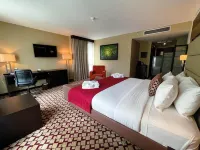 Waldorf Hotel 米兰达附近的飯店