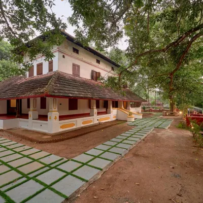 Seclude Karthika Nivas, Thrissur Hotels near Sree Kannampuzha Bhagavathy Temple