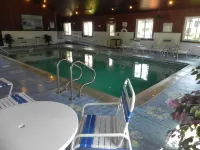 Elmwood Resort Hotel - Beach