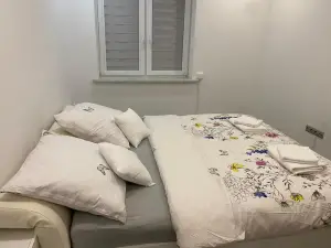 VIP Apartments