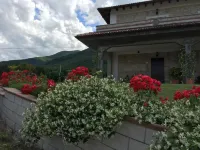 Il Poggio Dei Pettirossi Отели в г. Сканно