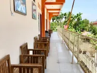 Penginapan Intan Bandara Hotels in Katapiang