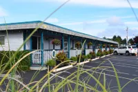 Mermaid Inn Hotels near Cranberry Museum