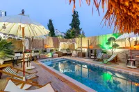 Parna Hotel - piscine