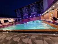 Grand Parazo Hotel Suvarnbhumi Airport - Rooftop Pools