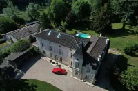 Château Fleur d'Aya Hotels in Montussan