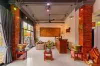 Angkor Rithy Boutique Team
