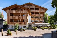 Artnatur Dolomites Hotel & Spa Hotels in Siusi
