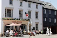 The Rose and Crown Hotels in Warwick