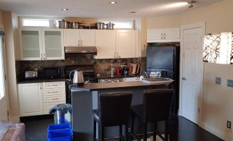 Tuscan Ridge Guesthouse Calgary West