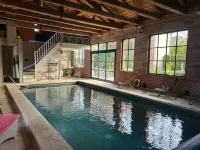 Le Château de Failloux, Piscine intérieure Hotels in Vosges