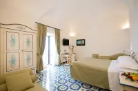 Hotel Margherita - balcony