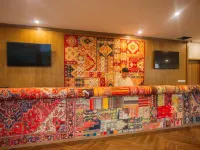 Brocade Backpacker Hotels near Sin Chai Village