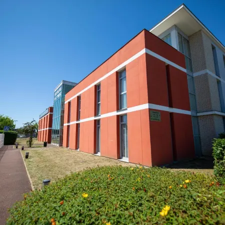 Hostellerie Saint Vincent Beauvais Aeroport