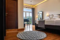 Hotel Grand Belvero - parking