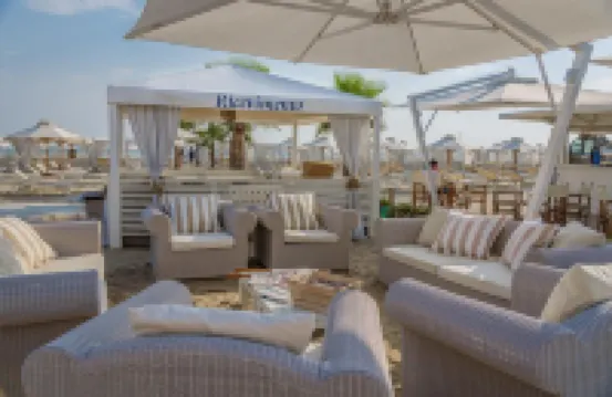 ホテル ルンゴマーレ