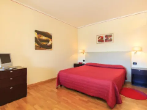 奈樂波爾圖月光女神公寓式酒店 韋巴諾-庫西奧-奧索拉酒店