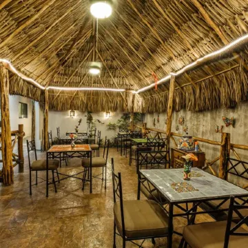 Casa Del Maya Bed & Breakfast