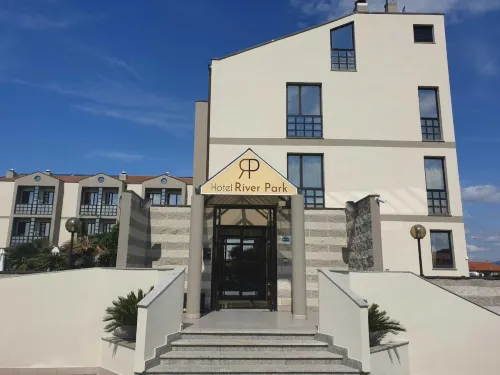 River Park Hotel
