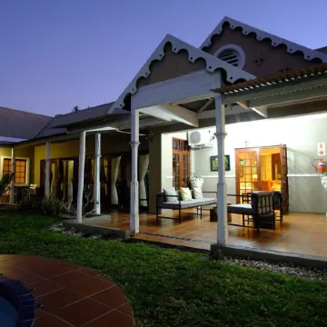 Cu Guest House