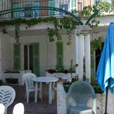 Hôtel Le Préjoly Hotel Exterior