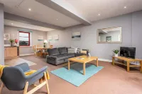 엘리엇 스위트 넘버15 – 돈니니 아파트먼트