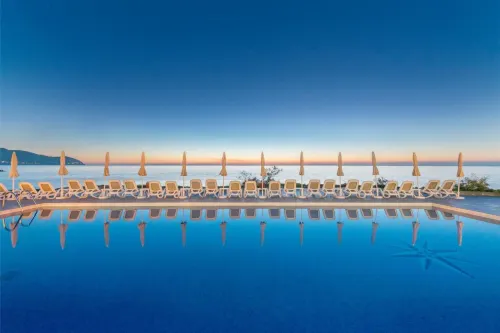 Hotel Atolon & Kaafu Beach Club Hotels in Cala Bona