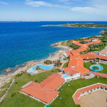 Hotel Sporting Отели рядом с достопримечательностью «Пляж Каприччоли»