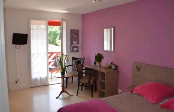 赫利俄斯住宅酒店