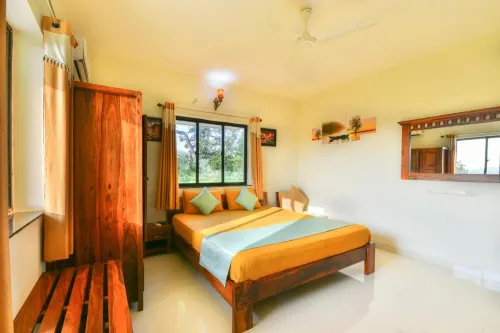 Monarch Suites Hotels in Nerul